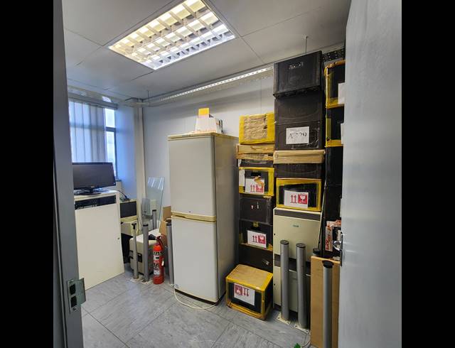 165M² OFFICE TO LET IN MORNINGSIDE